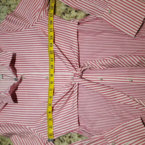 🎁2/20🎁NWT Hilary radley pink and white pin stripe pearl button up xs - Picture 5 of 9